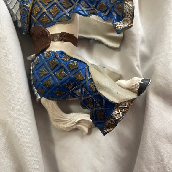 Papo Medieval World of Knights Horse w/ Ram Blue Ram Crest Fantasy Figure 2007 - Picture 8 of 16